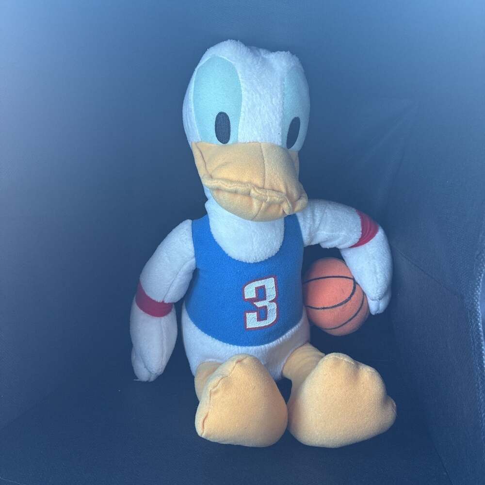 Disney Sega Donald Duck #3 Basketball‎ Player Plush 15".